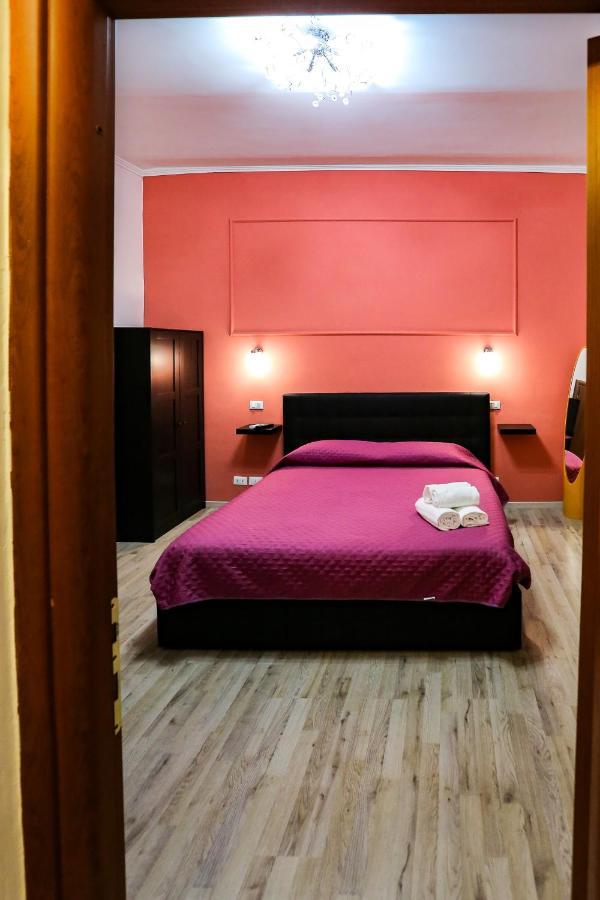 Lydka Domus Hotel โรม ภายนอก รูปภาพ